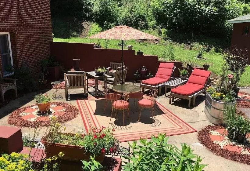 The Ashe Farm Bed & Breakfast