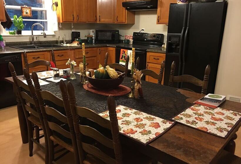 The Ashe Farm Bed & Breakfast