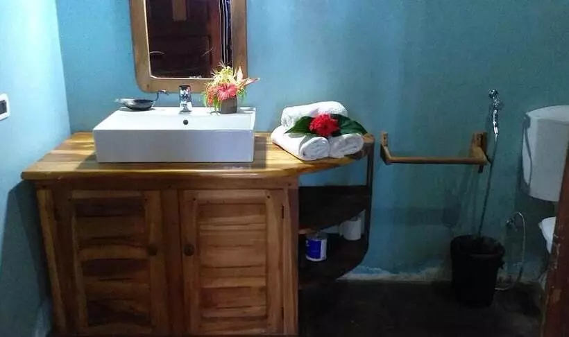 Bed and Breakfast Vanio Lodge