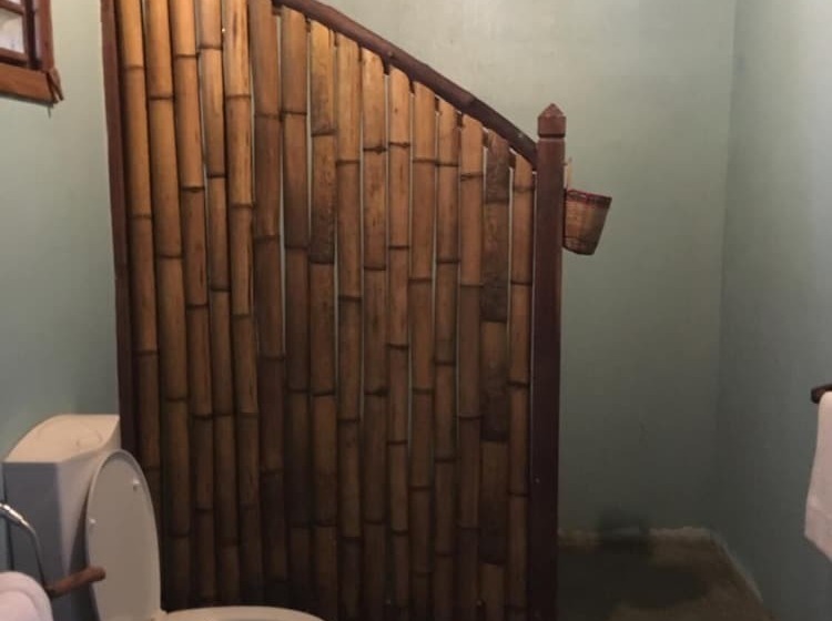 تختخواب و صبحانه Vanio Lodge