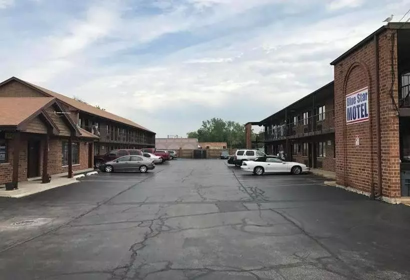 Blue Star Motel