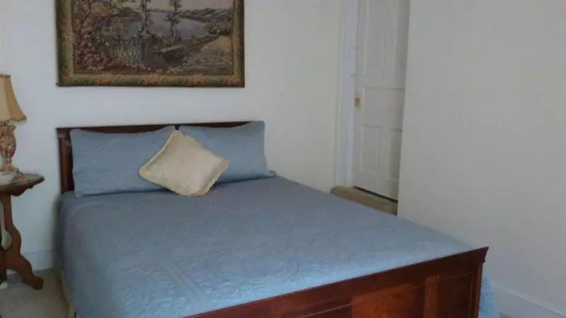 J. D. Thompson Inn Bed And Breakfast