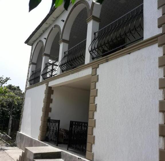 پانسیون House Dea Dea