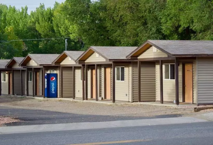 پانسیون Moosehead Lodge