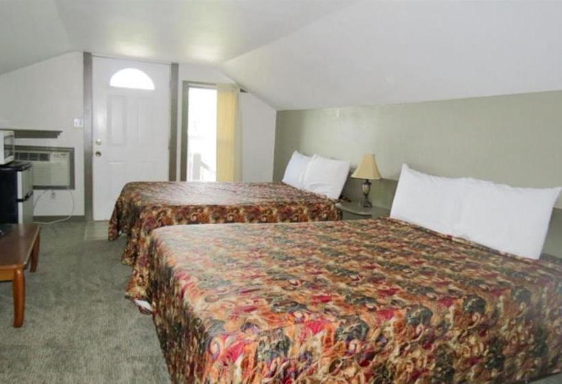 بنسيون Moosehead Lodge