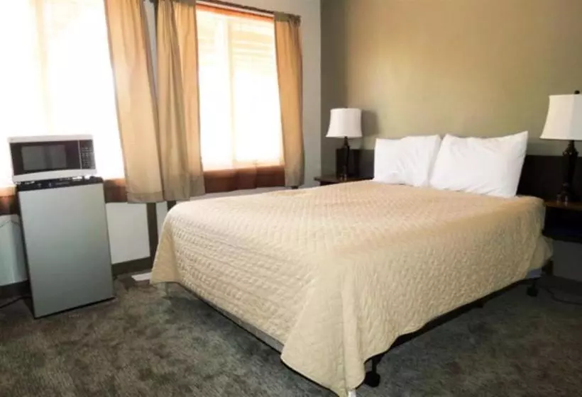 پانسیون Moosehead Lodge