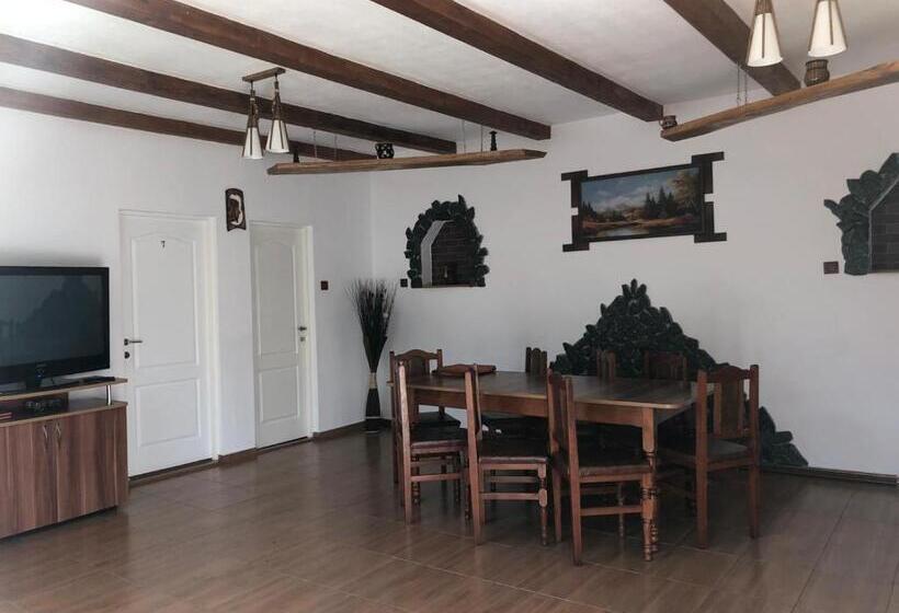 Pensiunea Bujor De Munte