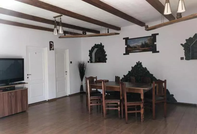 Pensiunea Bujor De Munte