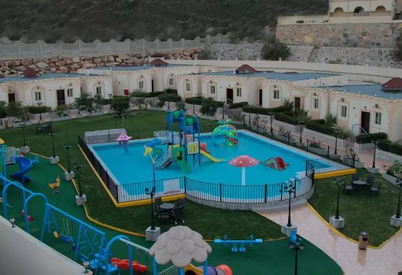 Seven Garden Resort