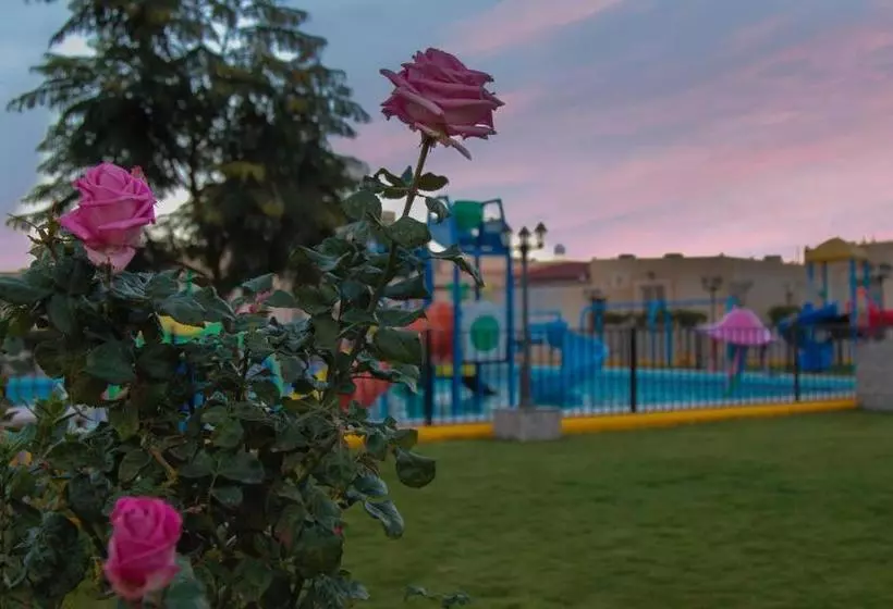 Seven Garden Resort