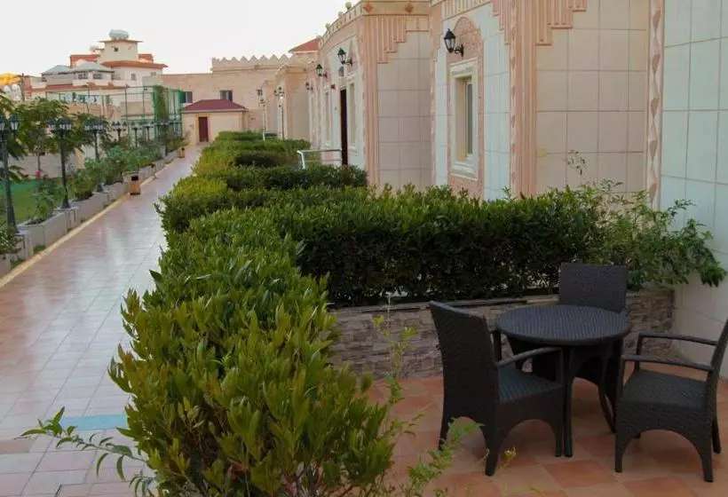 Seven Garden Resort
