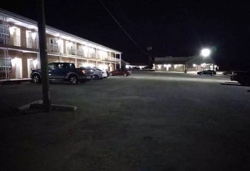 Sheldon's Motel And Restaurant