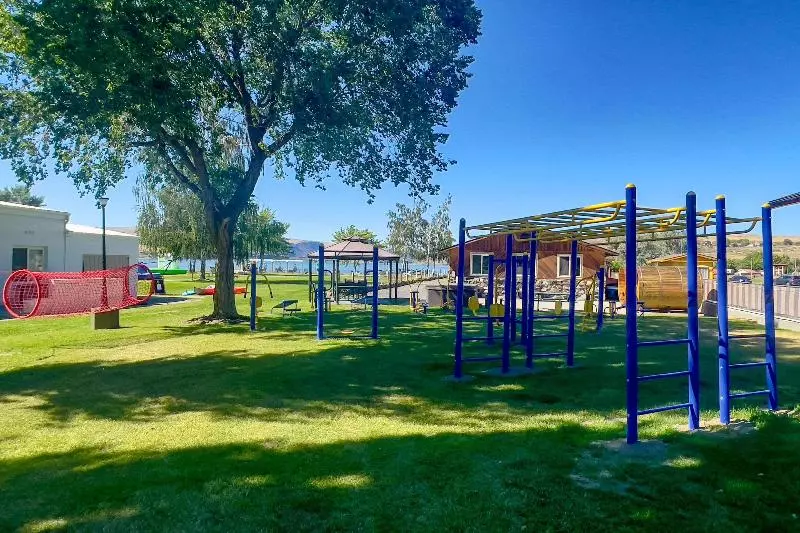 Soap Lake Natural Spa & Resort