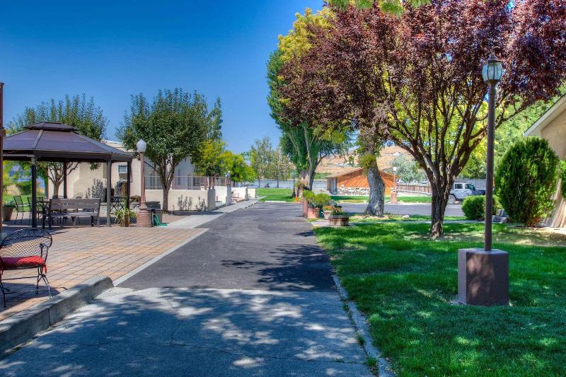 Soap Lake Natural Spa & Resort