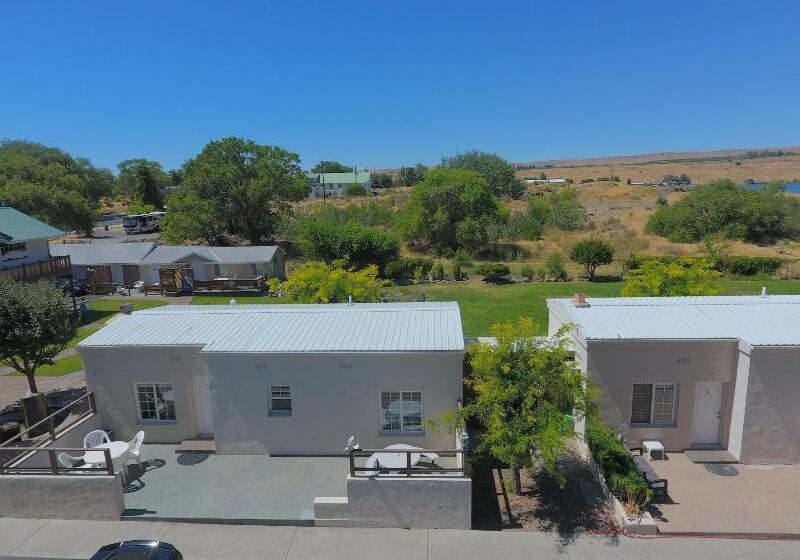 Soap Lake Natural Spa & Resort