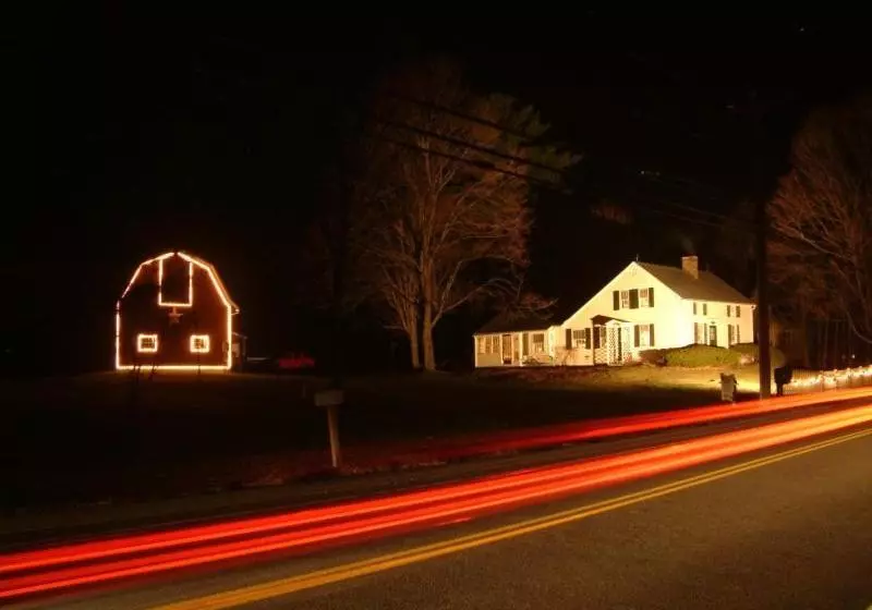 Truman Gillet House B & B