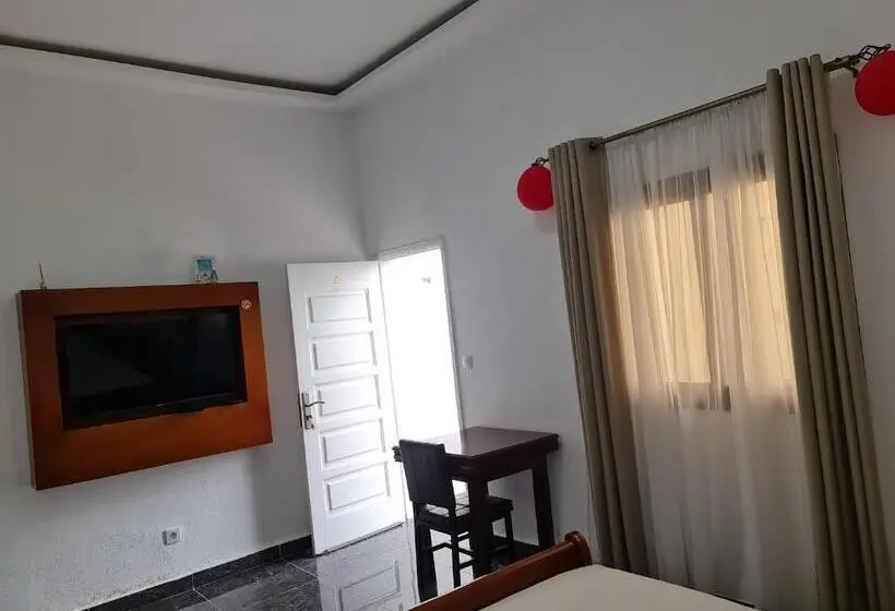 Adm Hotel Grand Lahou