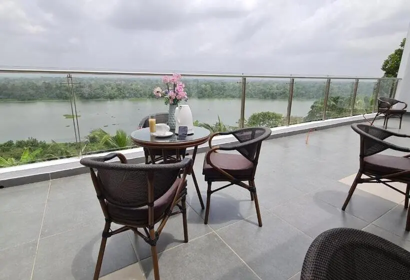 Adm Hotel Grand Lahou