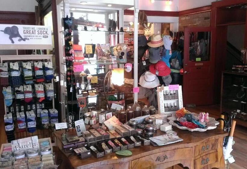 فندق صغير Connor