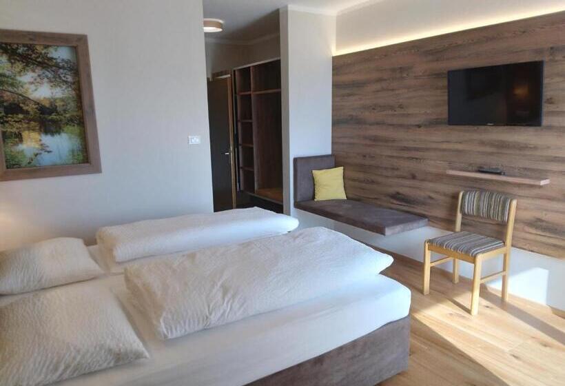 旅馆 Pension Stern