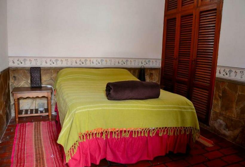 هاستل Posada Guasu