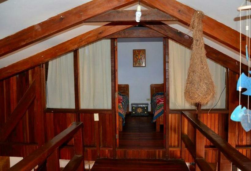 هاستل Posada Guasu