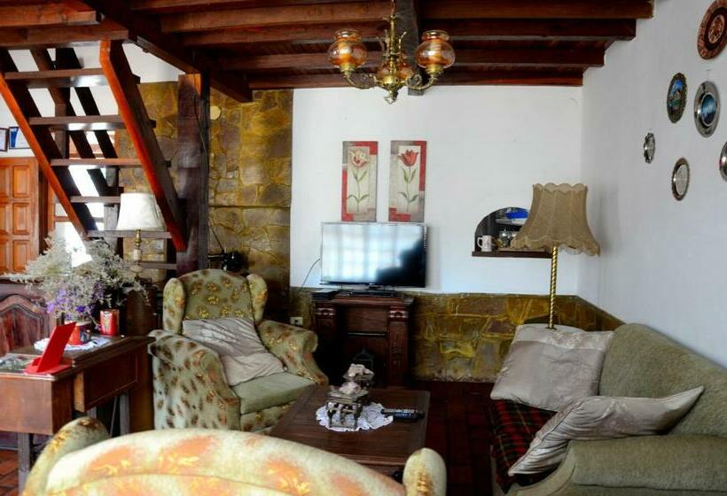 هاستل Posada Guasu