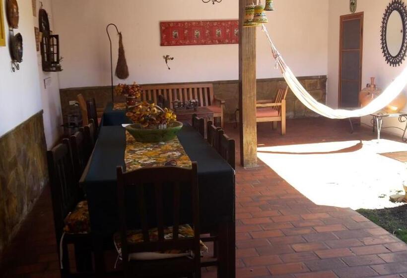 هاستل Posada Guasu