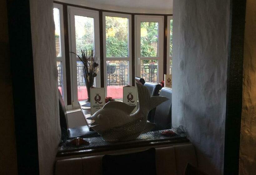 فندق صغير The Queens Inn