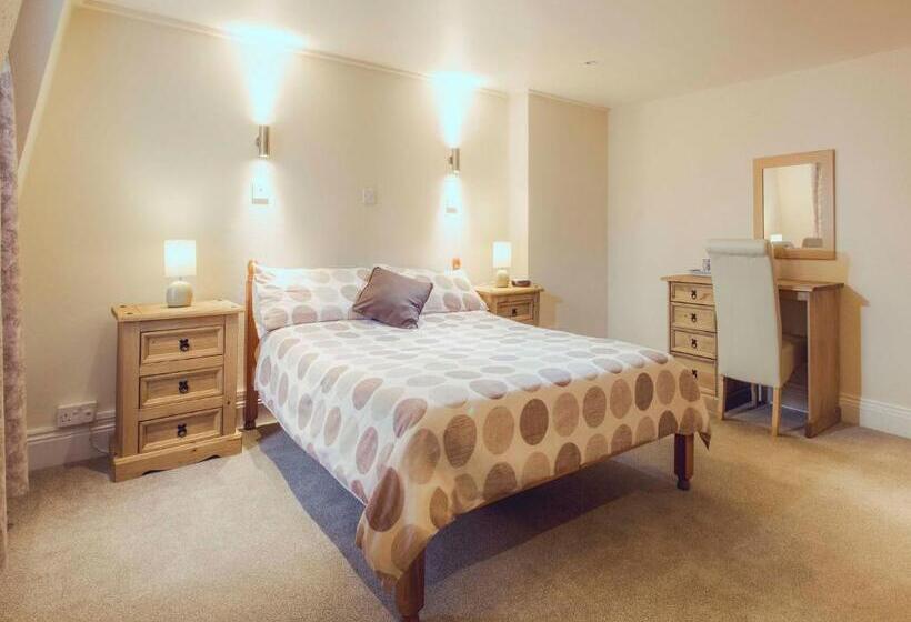 فندق صغير The Queens Inn