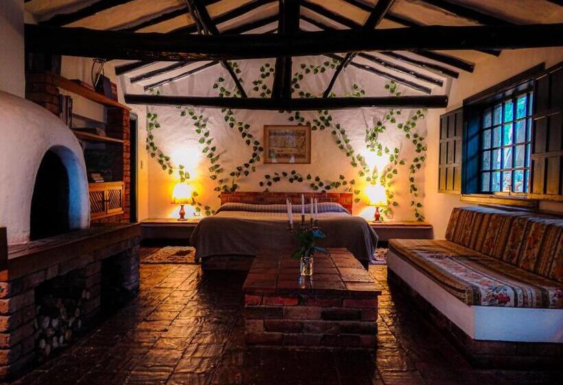 Bed and Breakfast Hacienda Suescún   300 Años De Historia