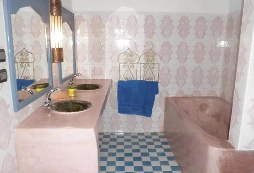 Aamiaismajoitus (B&B) Kasbah Itrane