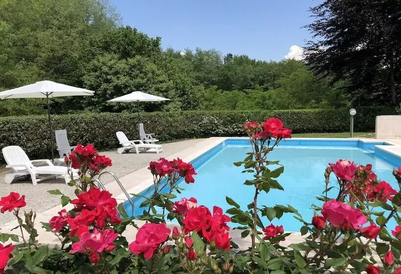 ベッドアンドブレックファースト Villa Fior Di Robinia