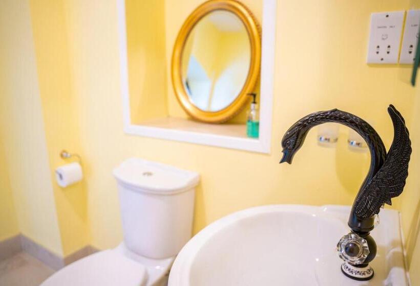 Ferndale Luxury Boutique Bed & Breakfast