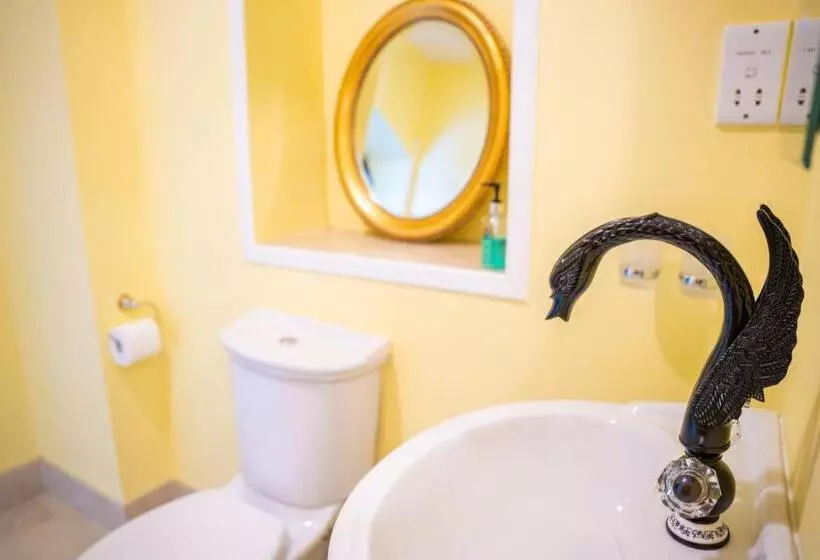 Ferndale Luxury Boutique Bed & Breakfast