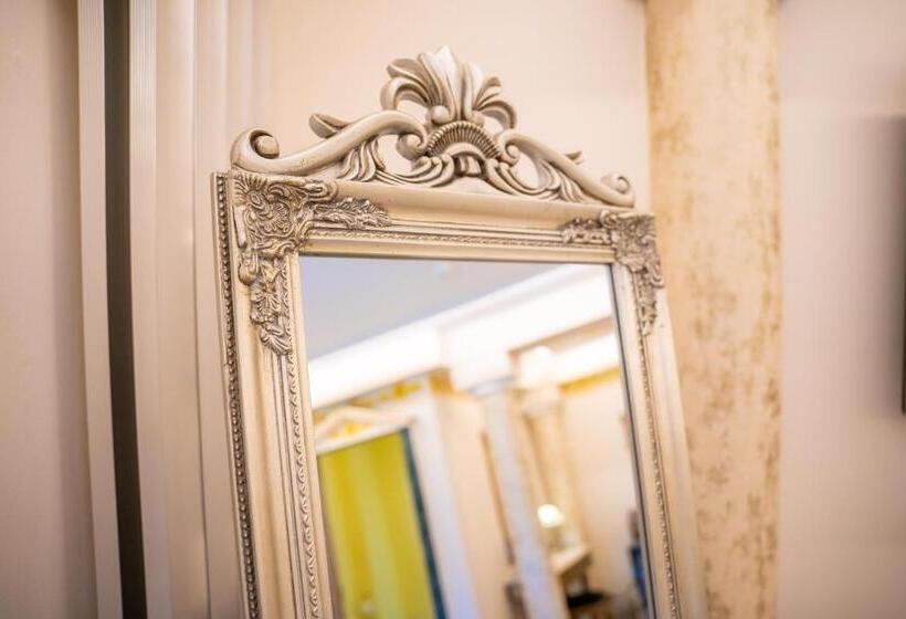 Ferndale Luxury Boutique Bed & Breakfast