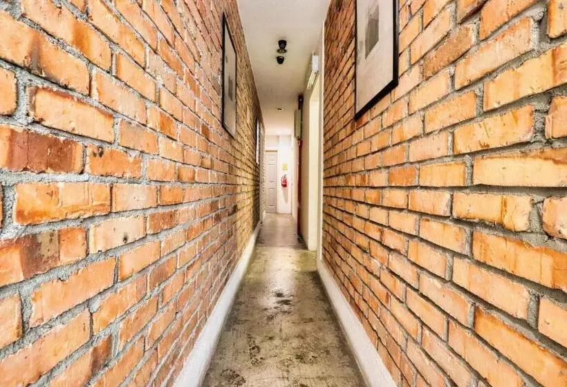 Hotelli Bata Merah Boutique