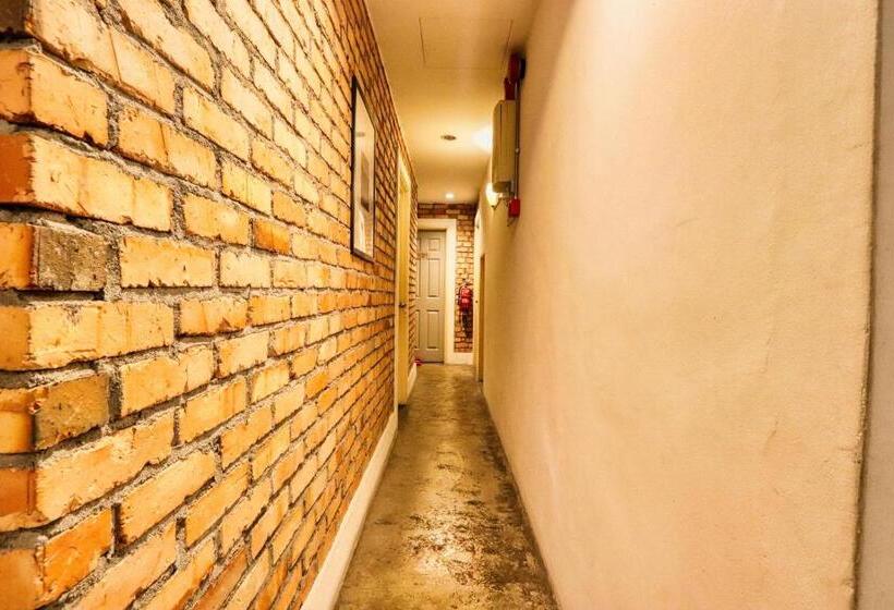 ホテル Bata Merah Boutique