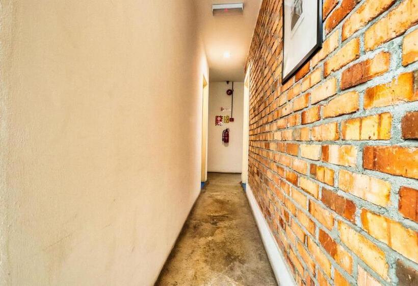 ホテル Bata Merah Boutique