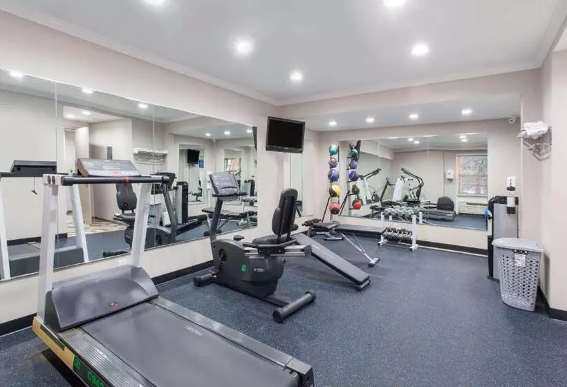 Hotelli Days Inn By Wyndham Wilmington Brandywine