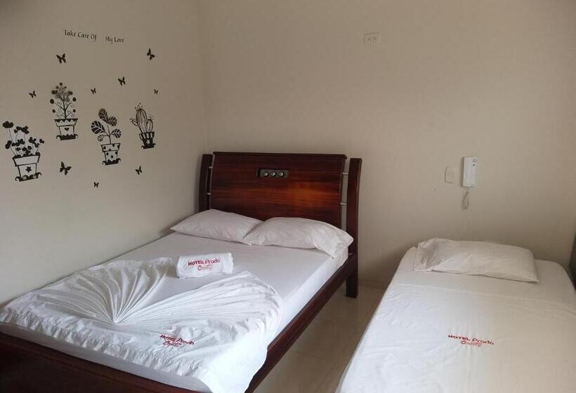 בית מלון כפרי Prado Country