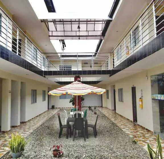 Hotelli Prado Country