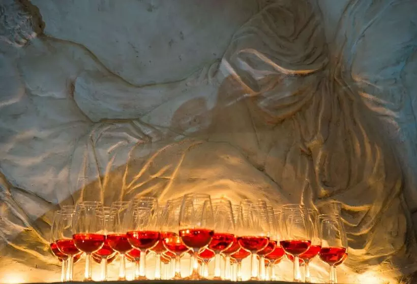 Hotelli Wine & Spa Complex Starosel