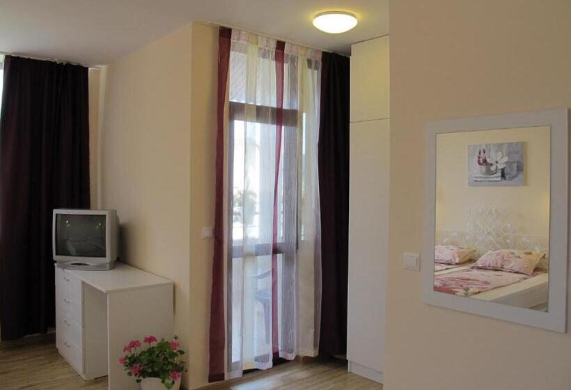 膳宿费 Guest House & Bistro Lefterova