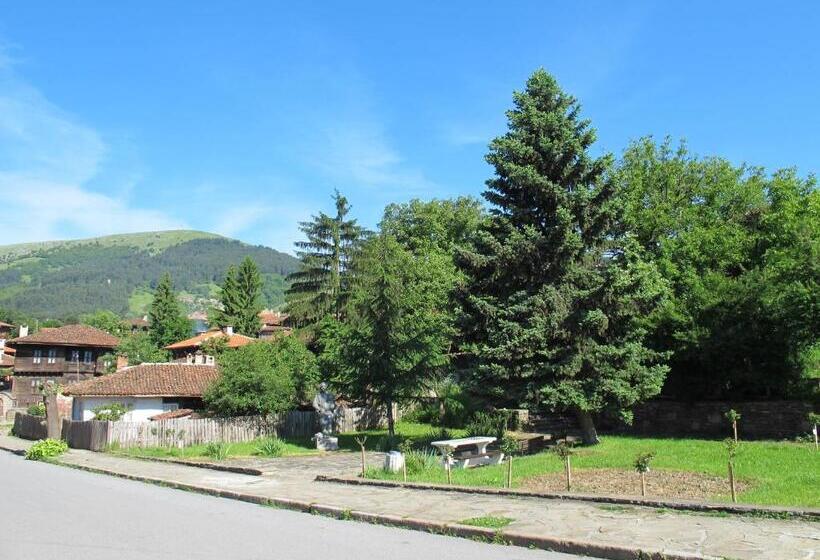 膳宿费 Guest House & Bistro Lefterova