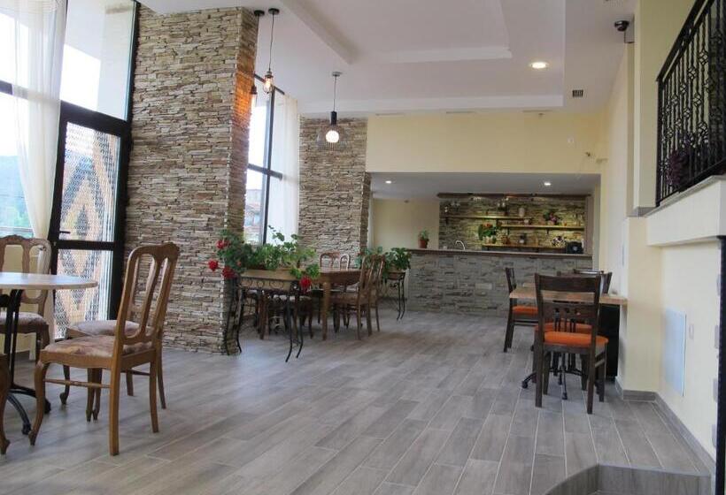 膳宿费 Guest House & Bistro Lefterova