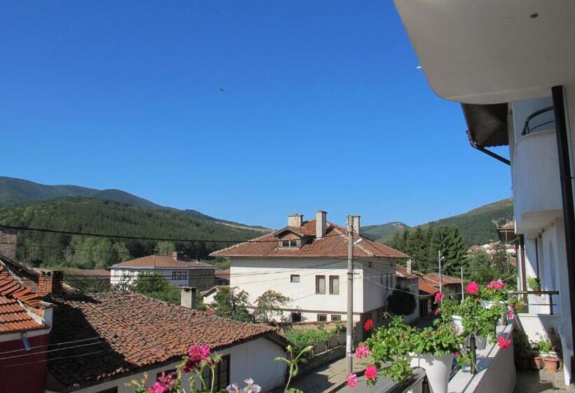 膳宿费 Guest House & Bistro Lefterova