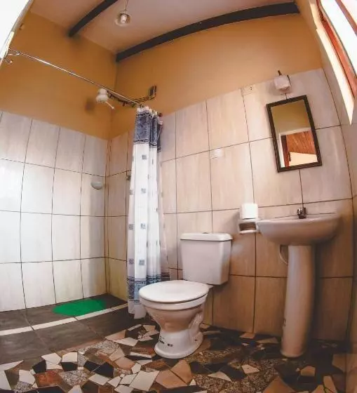 پانسیون Hostel Serena