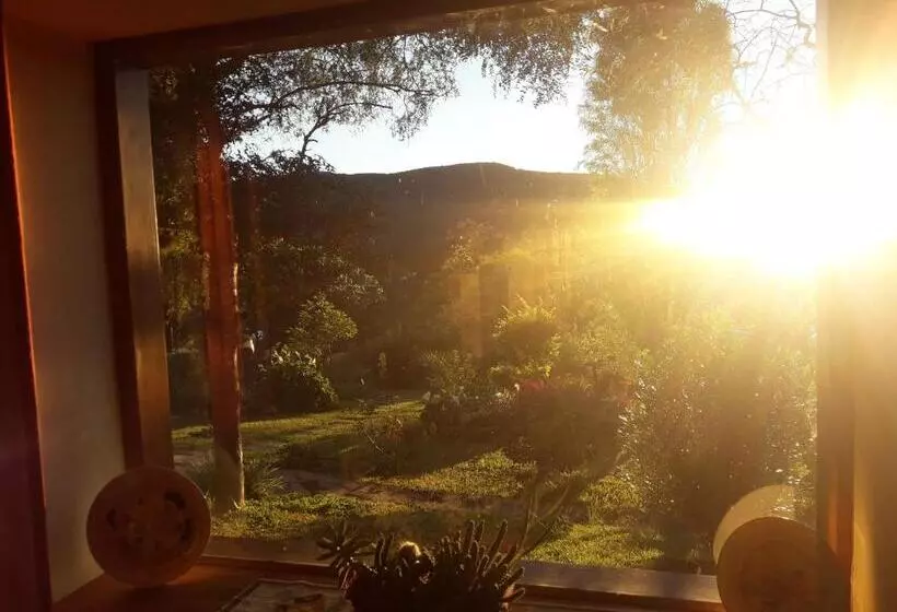 پانسیون Hostel Serena