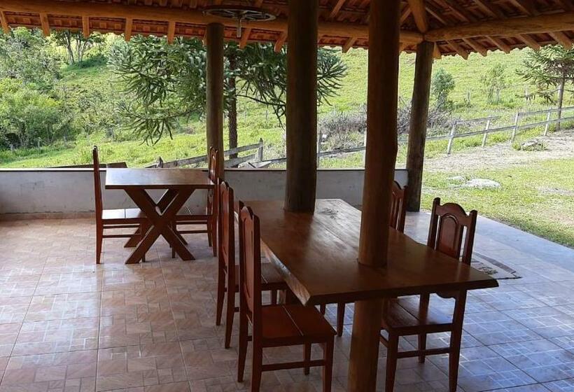 ペンション Pousada Dona Manoela